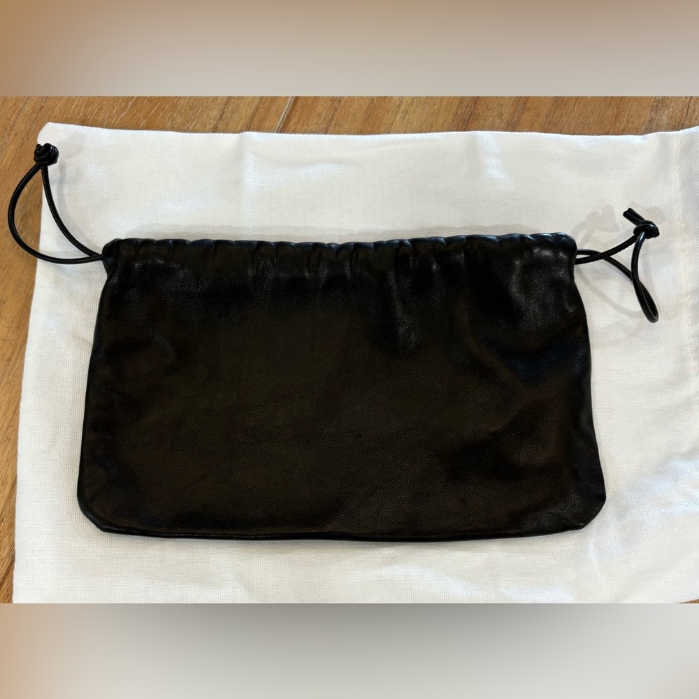 PORTO “The Mini” Italian Leather Clutch/wristlet bag– Nero (Black). Retail $220 - Picture 6 of 10